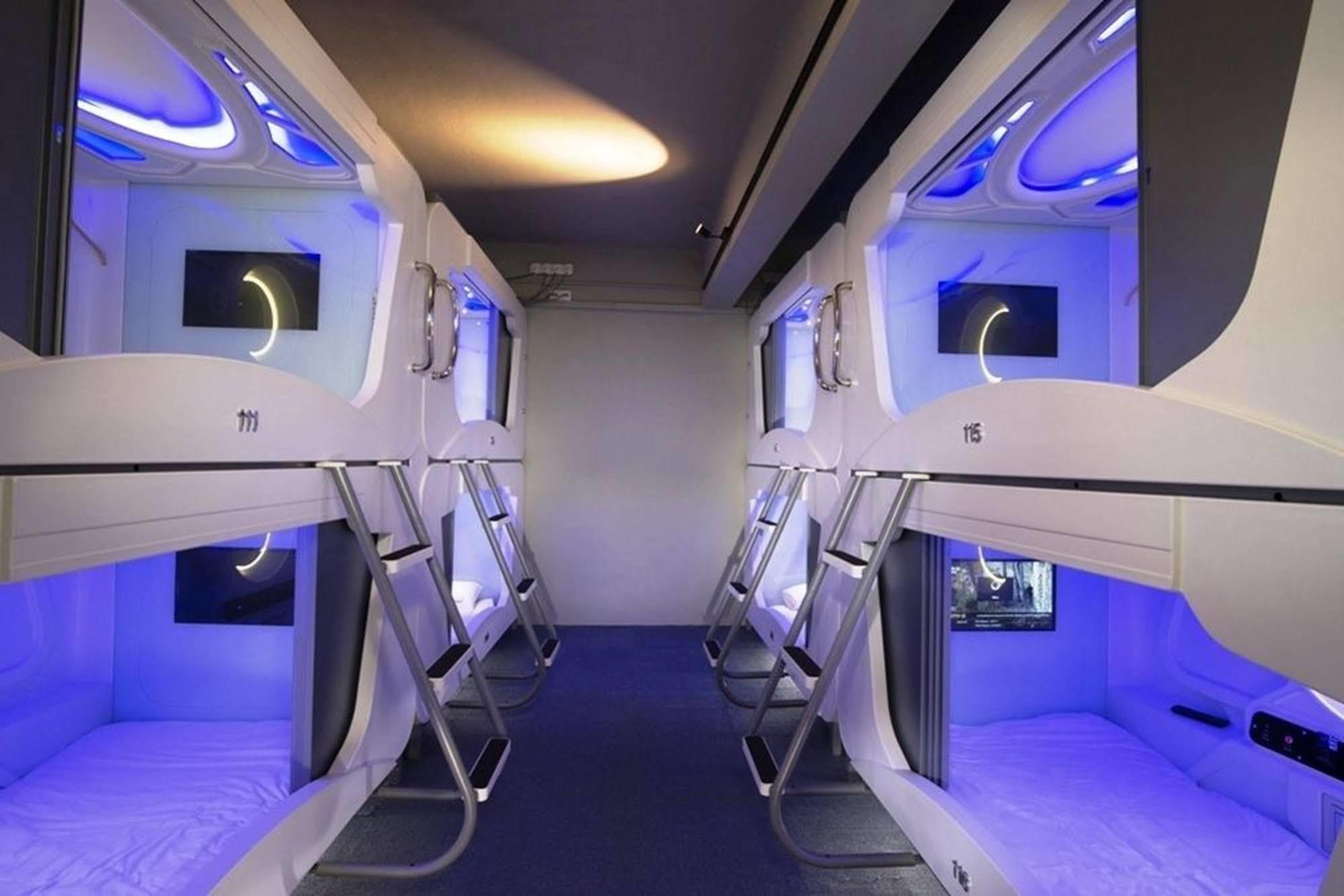 Capsule hotel Time Capsule Hotel